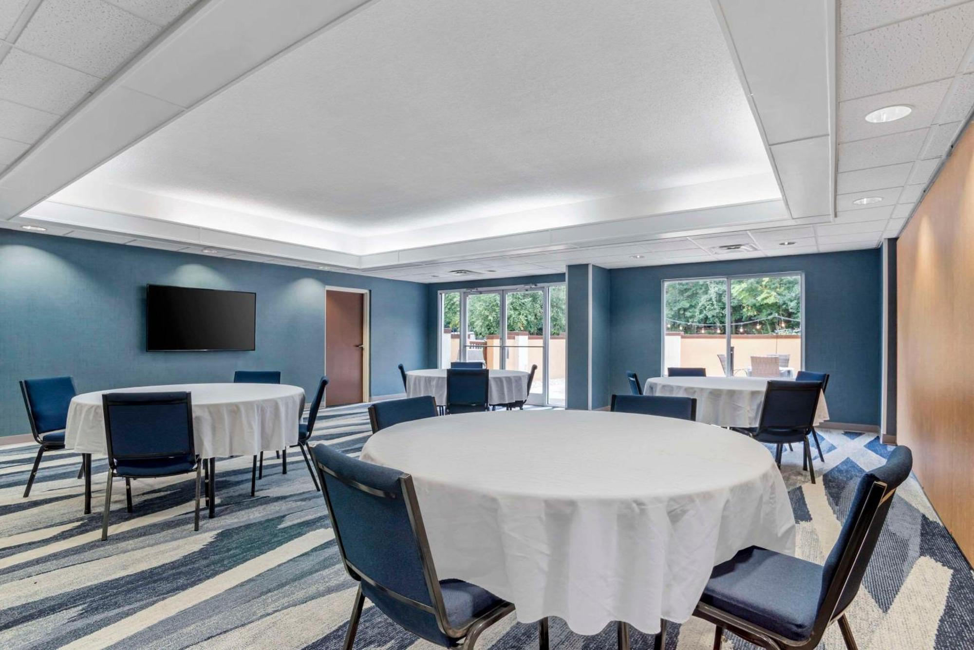 Comfort Suites Gastonia - Charlotte Екстер'єр фото