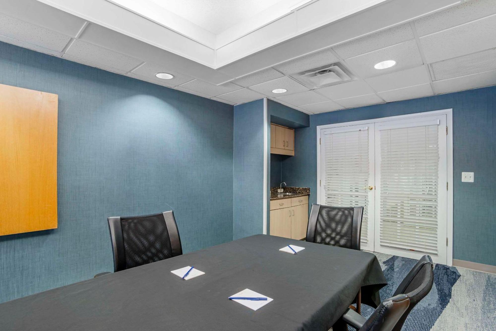Comfort Suites Gastonia - Charlotte Екстер'єр фото